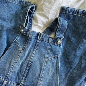 (NWT) Free People - Camilla Slim Flare Overalls - medium wash - size M/L